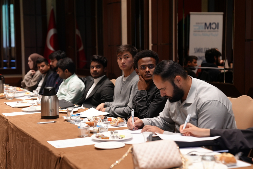 Attendees taking notes during the International Culture Meetings in İstanbul organized by Introtema.